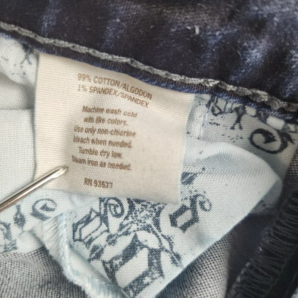 Decree sometimes clothing